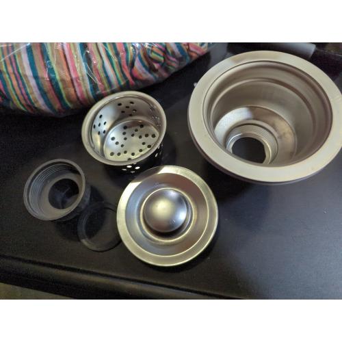 3-1/2 Inch Sink Drain Assembly Kit, Removable Deep Sink Strainer Basket with Sink Stopper/Sealing Lid for Home, Kitchen, Stainless Steel