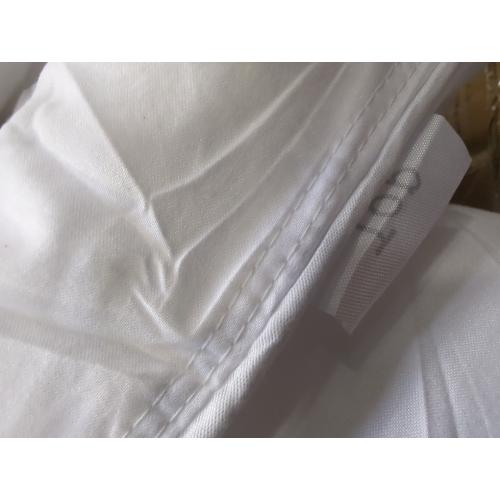 DOWNCOOL Comforters Queen Size, Duvet Insert, White All Season Duvet, Lightweight Quilt, Down Alternative Hotel Comforter (White, Queen 88x92 Inches)