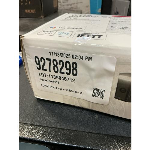 WYZE 2K HDR Wireless Outdoor/Indoor Security Camera, Color Night Vision, Integrated Spotlight & Siren, Rechargeable Battery, 2-Way Audio - Black, 1-Pack (Renewed)
