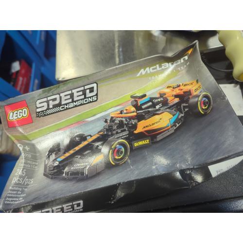 LEGO Speed Champions 2023 McLaren Formula 1 Race Car 76919 Building Kit (245 Pieces)