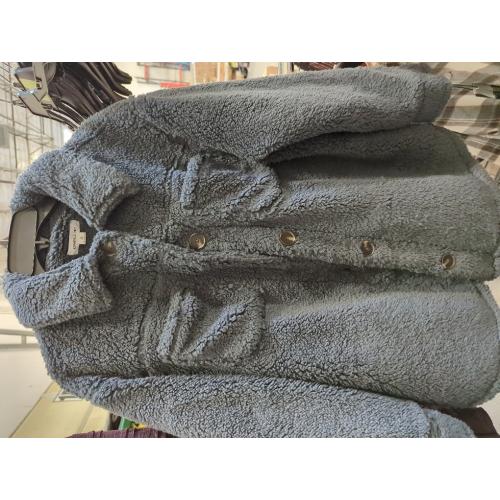 O'NEILL Womens Fuzzy Fleece Jacket Button Down Sherpa Coats Casual Faux Furturn Collar Thicken Outerwear with Pockets.  Size XS (color Navy)