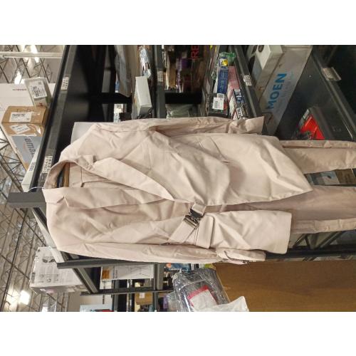 Size 38 Men's 2 Piece Suit with Metal Clasp Slim Fit Suit Stylish Business & Casual Tuxedo Suit