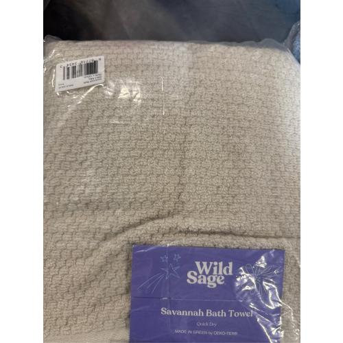 Wild Sage Savannah Quick Dry Solid Bath Towel in Ivory - set of 3