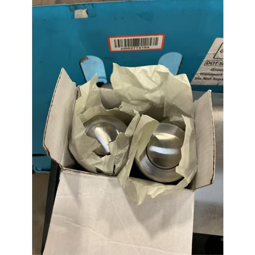 Electric Salt & Pepper Grinder Set – Battery Operated Stainless-Steel Mills & Shakers with Light, Adjustable Ceramic Grinders & Acrylic Rest Tray