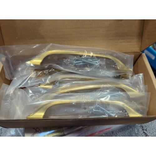 10 Pack Brushed Gold Cabinet Pulls 3-3/4 Inch Gold Cabinet Handles Gold Hardware for Kitchen Cabinets 8222 Drawers Bedroom Dresser Bathroom Vanity Cupboard