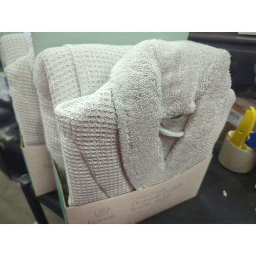 Size Large / X large Color Grey Haven Waffle Large/X-Large Organic Cotton Robe in Lunar Rock