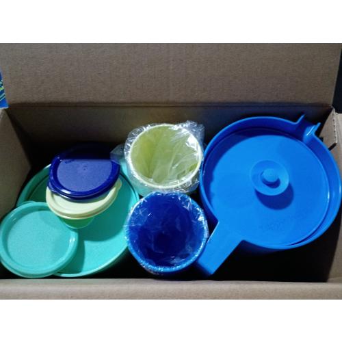 Tupperware Heritage Series with Lids Pitcher and Tumbler Set 12 Count