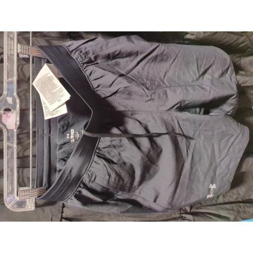 Size X-small Under Armour Men's Launch Run 7 Inch Unlined Shorts