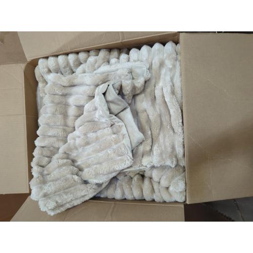 Linen Bedsure Fluffy Comforter Set Queen - Super Soft Faux Fur Bed Set Linen, All Seasons Warm Plush Fleece Bedding, 3 Pieces, 1 Shaggy Fuzzy Comforter with 2 Pillowcases