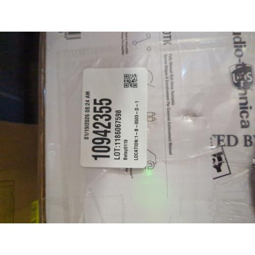 Audio-Technica ATLPW30TKR  ATLPW30TKR / ATLPW30TKR Teak Manual Belt Drive Turntable