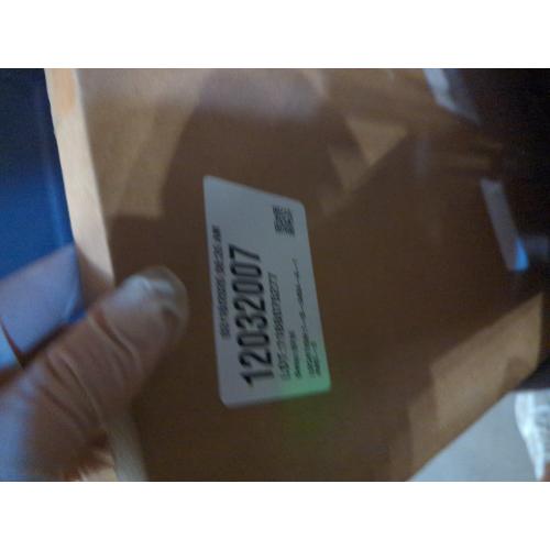 upsimples 20x24 Picture Frame, Display Pictures 16x20 with Mat or 20 x 24 Without, Wall Hanging Poster Frames, Black, 1 Pack