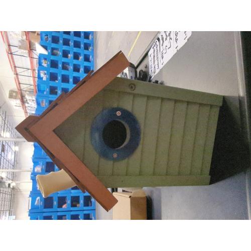 Navaris Wooden Bird House - Garden Nesting Box for Small Birds - Pine Wood Birdhouse - Real Wood Nester Cabin for Robins, Blue Tits, Sparrows - Green