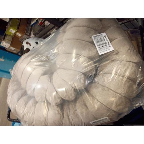 BALANCE Luxury Donut Dog Bed, 23 Inches Round Dog Beds for Small Dogs Washable, Orthopedic Calming Pet Bed for Puppy and Cats with Anti-Slip Bottom, cream