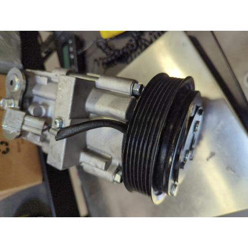 AC A/C Compressor with Clutch for Ford F-150 6 Cyl 4.2L 1997 1998 1999 2000 2001 2002 2003 2004 2005 2006 CO 101510C