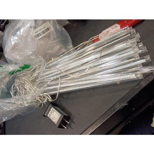 Meteors Shower Lights, 192 LED Falling Rain Lights 8 Tubes 11.8 Inch Waterproof Christmas Plug in Snowfall LED Outdoor for Tree Party Garden Yard Holiday Christmas Decoration, Blue