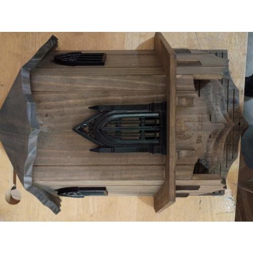 VIREESR Large Bat House for Outdoors,4-Chamber Castle Bat Box,200-Capacity | Cedar Wooden Bat House, Bat Boxes for Outside for Tree, 4 Chamber Design to Attract Bats, Weather-Resistant, Brown