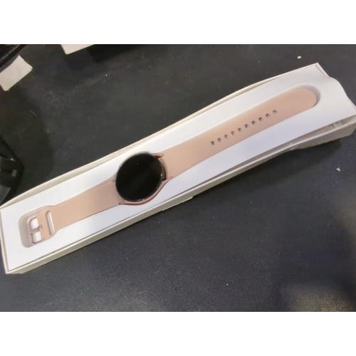 Samsung Galaxy Watch4 GPS   LTE, 40mm Pink Gold Sport Band Pink Gold Aluminum Case