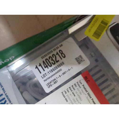 Insignia™ - Portable Ice Maker with Auto Shut-Off - Gray