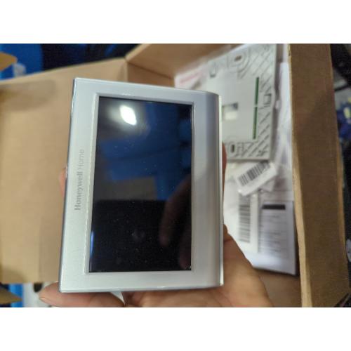 Honeywell Home RTH9585WF1004 Wi-Fi Smart Color Thermostat, 7 Day Programmable, Touch Screen, Energy Star, Alexa Ready, Gray