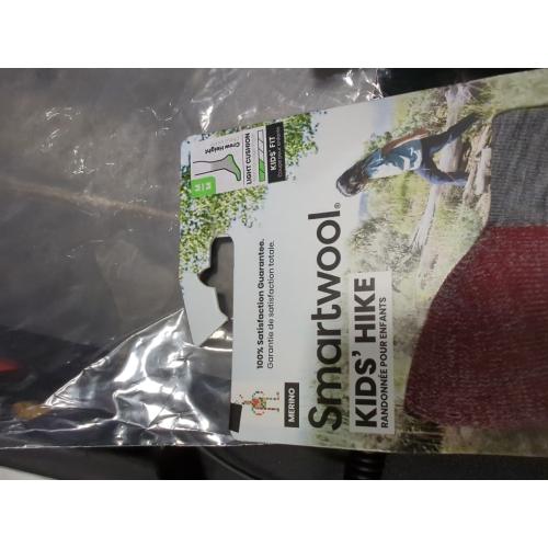 Size Medium Smartwool baby-boys Kids Hike Light Cushion Crew (Toddler/Little Kid/Big Kid) 3 pack