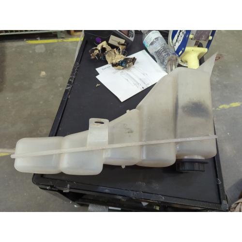 BDFHYK Engine Coolant Expansion Reservoir Overflow Tank Compatible with Ford Excursion F-250 F-350 F-450 F-550 Super Duty Replace 603-213 A080AA-T DAKG-080AA FRT1506C SK603213 2C3Z8A080AA F6DZ8100A