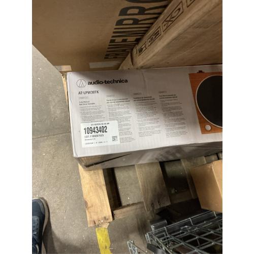 Audio-Technica ATLPW30TKR  ATLPW30TKR / ATLPW30TKR Teak Manual Belt Drive Turntable