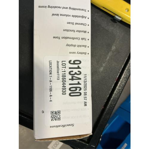 Walkie Talkies, MOICO Long Range Walkie Talkies for Adults with 22 FRS Channels, Family Walkie Talkie with LED Flashlight VOX LCD Display for Hiking Camping Trip (Orange 2 Pack)