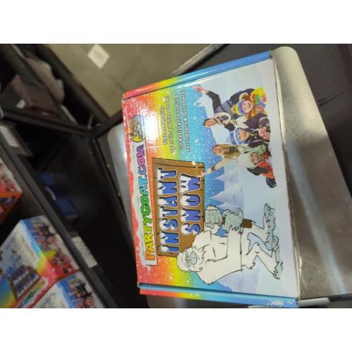 PARTY GOAT Bulk Fake Snow Powder for Outdoor & Indoor use. 39oz Makes 15 Gallons of Instant Snow for Sensory Play. Make Artificial Snowballs. Just Add Water. Magic Fun for Kids