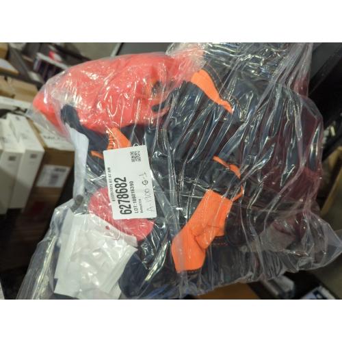 Flying Banner Car Seat Covers Front Seats Rear Bench Polyester car seat Protectors Easy installations Rear Bench Split Classic Man Lady Truck