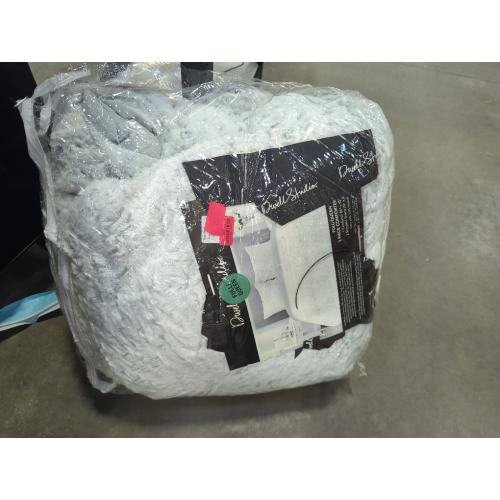 Dwell Studio Full/Queen 3pc Comforter Set White Faux Fur