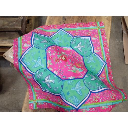 Mahjong Mat with Carrying Bag and 3 Dice, 31.5 X 31.5 Noise Reduction Mahjong Table Cover, Non Slip Gaming Mat for Board Tile Games Poker Card Dominoes, Mahjong Gifts for Women Mahjong Accessories