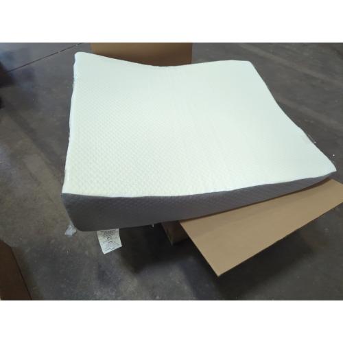 Kölbs Bed Wedge Pillow for Sleep Apnea, Sleeping Comfort, Relaxing, Acid Reflux, Heartburn and Back Pain Relief. Cushion for Sitting Up in Bed. Memory Foam Top, Chic Jacquard Washable Cover.