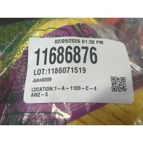 Set of 2 Color yellow Chunky Chenille Yarn for Crocheting - 2x200g Baby Blanket Yarn for Crocheting Soft - 350 Yards Fluffy Thick Plush Yarns for Knitting Blankets Amigurumi (2, Yellow)