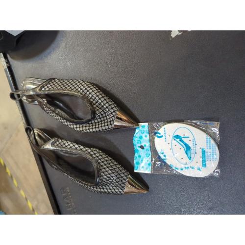 Size 7 Beauty Cry Pointed Toe Slingback Flats for Women Mesh Rhinestone Slip On Ballet Flats.