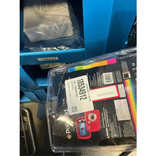 Polaroid IS048 Waterproof Digital Camera with 16 Megapixels