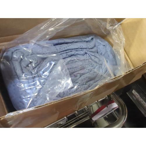 Set of 2 Size Twin Color Blue Love's cabin Twin Quilt Set Blue Bedspreads - Soft Bed Summer Lightweight Bedspread Comforter - Modern Style Coin Pattern Coverlet for All Season - 2 Pieces (1 Quilt, 1 Pillow Sham)