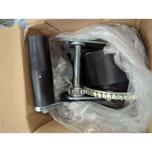 Silver 15Ft, Reese Towpower 7019400 Trailer Winch, Single-Speed, 600 lbs. Capacity, 15 Foot Strap