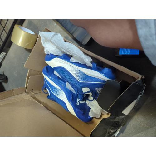 Size/10 men Adidas football skeets