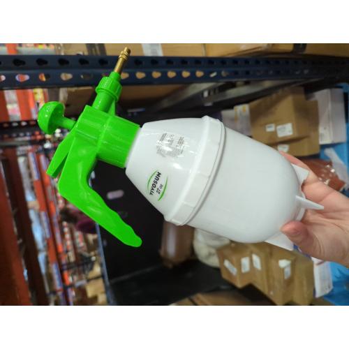 VIVOSUN 27oz Pump Sprayer, Handheld Garden Water Sprayer Bottle with Adjustable Brass Nozzle, for Spraying Plants, Flowers, Weeds and Cleaning, Green