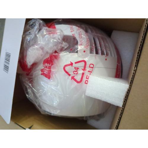 IRIS Woozoo 11.93 in. H 3 speed Oscillating Air Circulator Fan