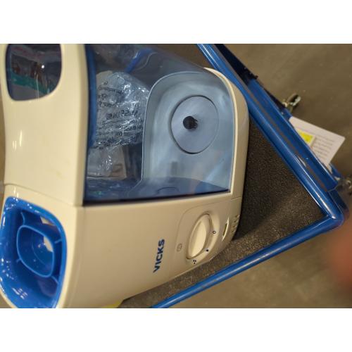 Vicks 1 gal 200 sq ft Manual Humidifier