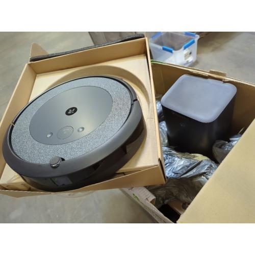 iRobot Roomba i3  EVO (3550) Self-Emptying Robot Vacuum – Now Clean by Room with Smart Mapping, Empties Itself for Up to 60 Days, Works with Alexa, Ideal for Pet Hair, Carpets​, Roomba i3