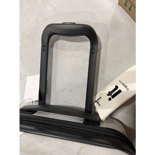 IT  Carry-On (This doesn't go down)