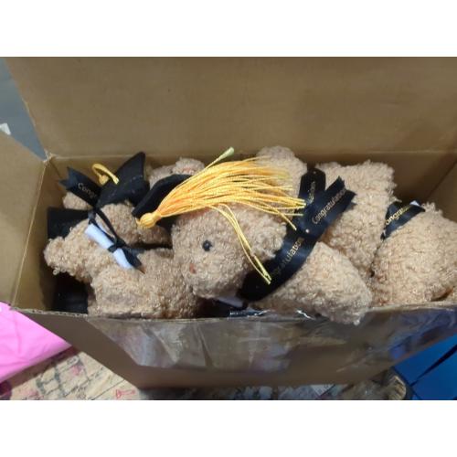 50 Pcs 2025 Preschool Graduation Bear Bulk Set with 25 Mini Graduation Gift Stuffed Bear 25 Adjustable Wish Bracelets Organza Bag for Class of 2025 Preschool Kid Child Student Grad Party Favor(Pink)