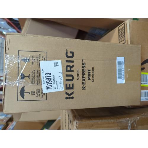 Mint 42oz Keurig K-Express Single Serve K-Cup Pod Coffee Maker, 3 Brew Sizes, Strong Button Feature, 42oz Removable Reservoir, Mint