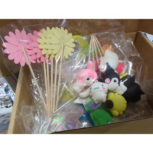16Pcs Cute Anime Cake Topper Set, Anime Theme Party Decoration Supplies, Gift for Anime Friends