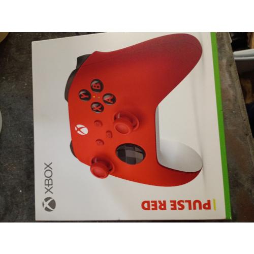 Microsoft - Xbox Wireless Controller for Xbox Series X, Xbox Series S, Xbox One, Windows Devices - Pulse Red