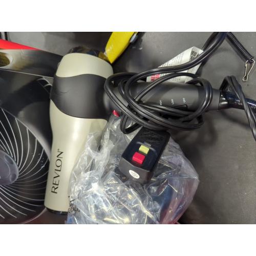 REVLON Turbo Hair Dryer | 1875 Watts of Maximum Shine, Fast Dry (Silver)