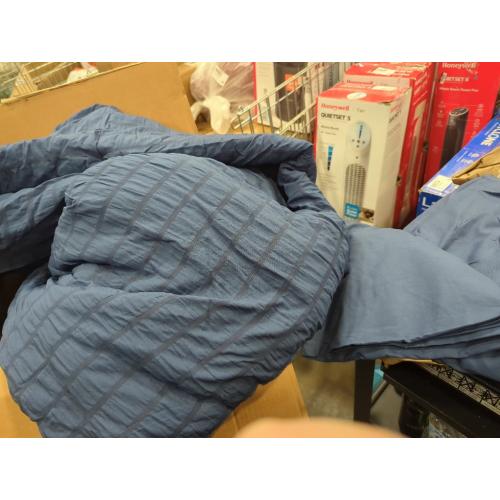 Love's cabin Seersucker Dark Blue Twin Comforter Set 5 Pieces, All Season Bedding Set, Twin Bed in a Bag Comforter Set with Comforter, Flat Sheet, Fitted Sheet, Pillowcase and Pillow Sham