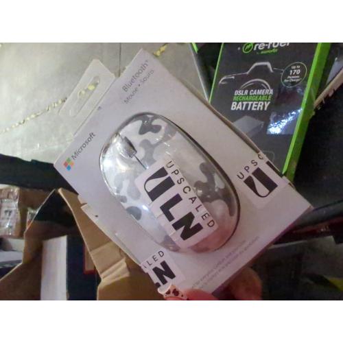 Microsoft Bluetooth Mouse Arctic Camo - Wireless Connectivity - Bluetooth Connectivity - Swift Pair for easy pairing - 33ft Wireless Range